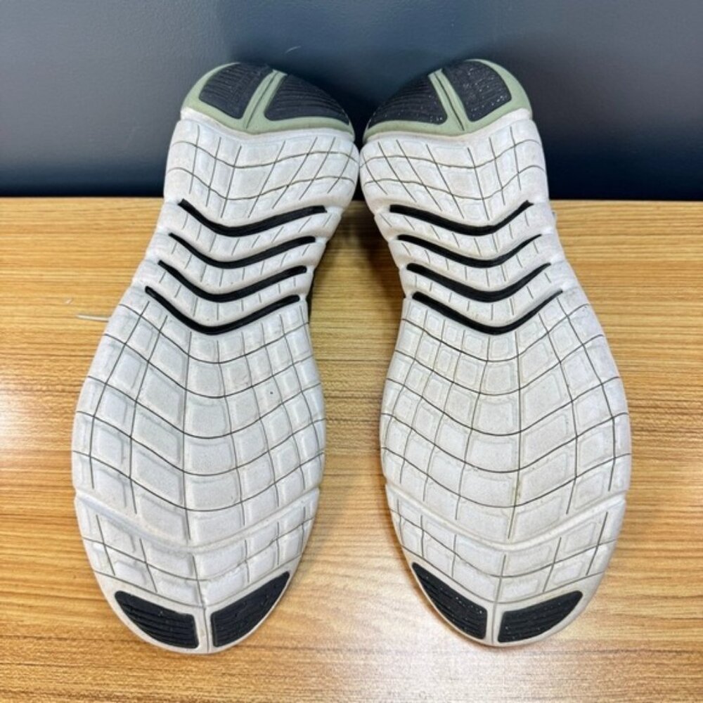 Nike Free Run 5.0 Shoes Mens US 9 Next Nature Sequoia University Gold FD0786-300 - Picture 7 of 7